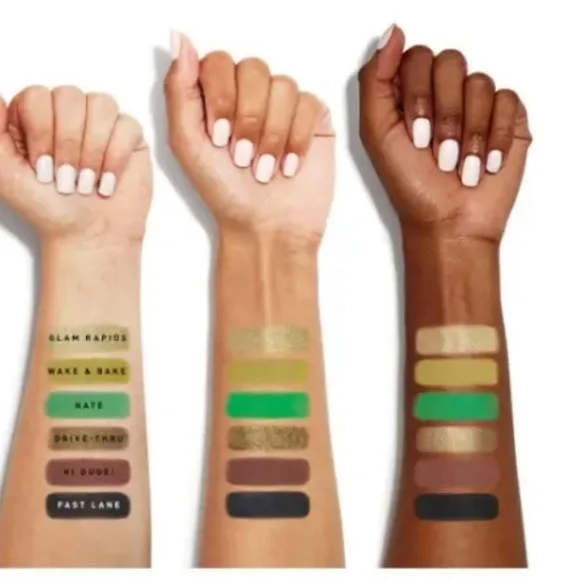 New limited edition morphe Jeffree star palette - Picture 9 of 10